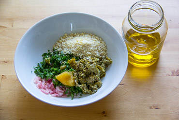 Make Salsa Verde: